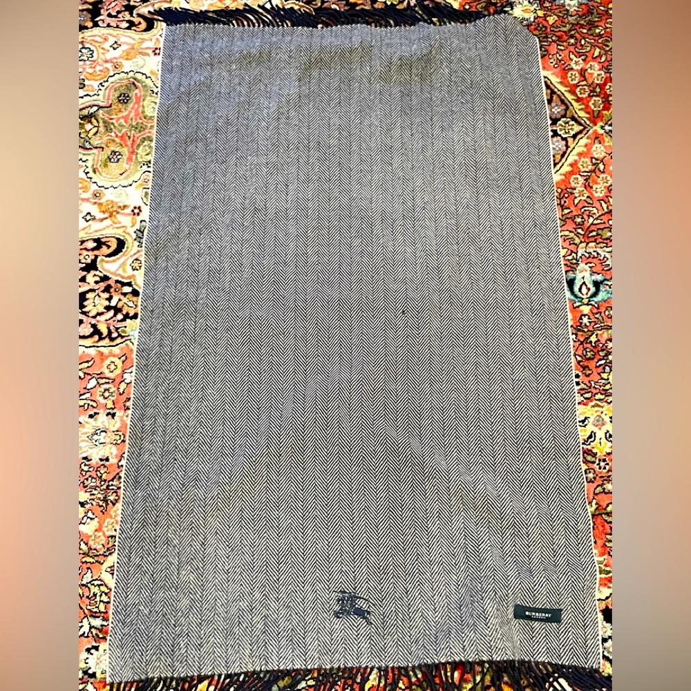 Burberry wool throw